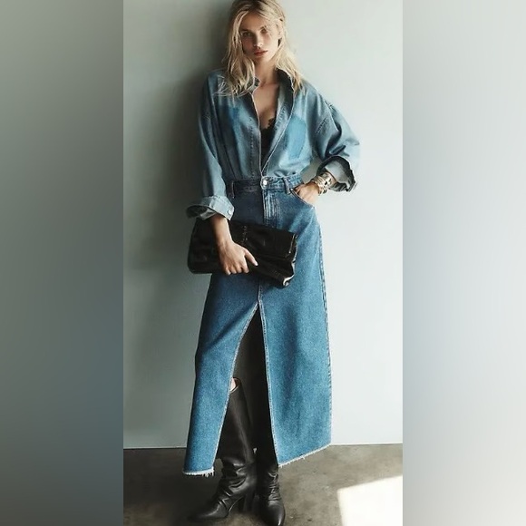 PILCRO The Madi Front-Slit Denim Skirt - Picture 6 of 11